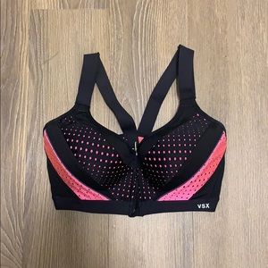 Victoria’s Secret Black and Pink Sportsbra